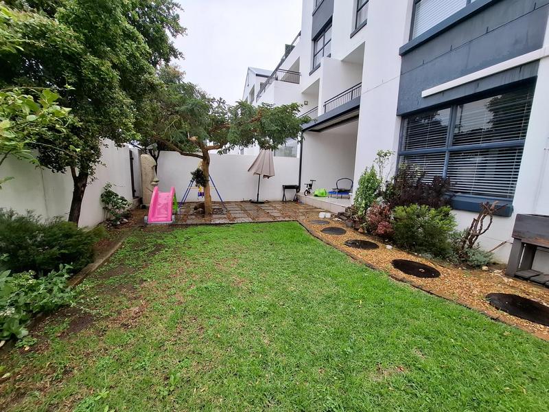 To Let 3 Bedroom Property for Rent in De Velde Western Cape